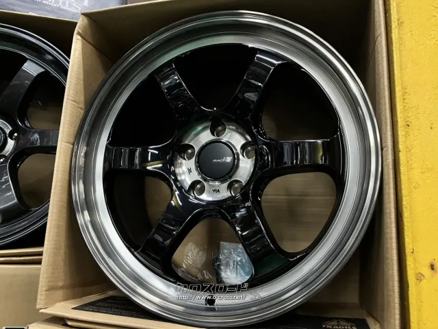 ホイール・18インチ新品MIDレーシングR06（BKP） 4本set・15.88万円
