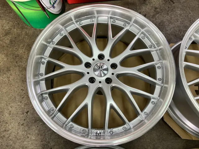 21インチ アルミホイール 4本セット　ロクサーニ ホイール・21インチ中古ロクサーニマルチフォルケッタ（シルバー）4本