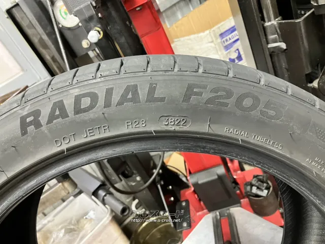 タイヤ 18インチ中古ミネルバ225/45R18 1本×8部取り付け工賃込T56