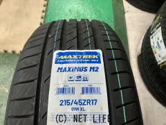 ホイール・タイヤ 17インチ新品クロノスCH-110　4本set新品タイヤ付