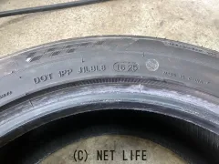 タイヤ 17インチ中古キングボス225/50R17　1本×9部取り付け工賃込T56