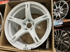 ホイール 18インチ新品CST ZERO-1 HYPER V2(ホワイト)4本set