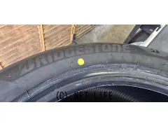 タイヤ 19インチ新車外しレグノGR-XⅢ　245/50R19　4本set取付込みJ34
