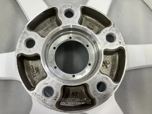 ホイール 17インチリペイント品AVS モデルT6(ホワイト)4本Set J63