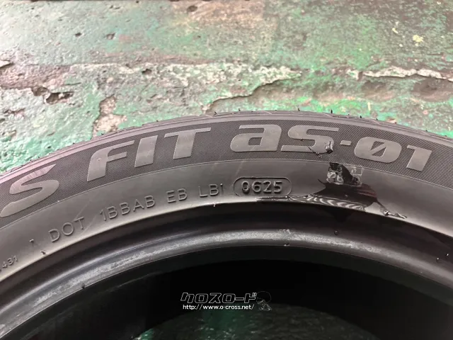 タイヤ 17インチ中古ラウフェン225/50R17 1本×7部取り付け工賃込T39