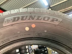 タイヤ 15インチ未使用に近いダンロップ175/80R15　４本取り付け工賃込T18