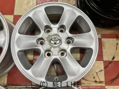 ホイール 15インチ中古トヨタハイエース200系　純正アルミ4本Set　J44