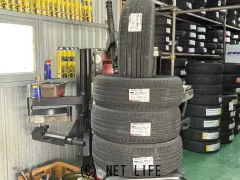 タイヤ 新品YOKOHAMAブルーアースRV03 205/55R17 4本SET工賃込み