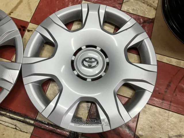 ホイール 15インチ中古トヨタハイエース200系純正ホイールキャップ4枚 WC7