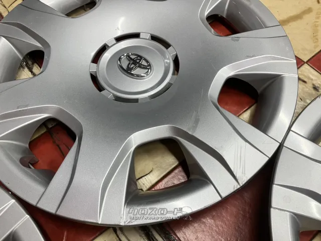 ホイール 15インチ中古トヨタハイエース200系純正ホイールキャップ4枚 WC7