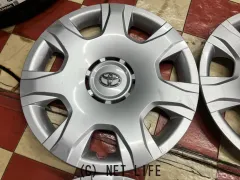 ホイール 15インチ中古トヨタハイエース200系純正ホイールキャップ4枚 WC7