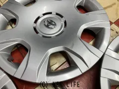 ホイール 15インチ中古トヨタハイエース200系純正ホイールキャップ4枚 WC7