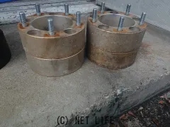 ホイール ジムニージープスペーサー各種３０ミリ４０ミリ６０ミリ７５ミリ１台分ずつ有ります。