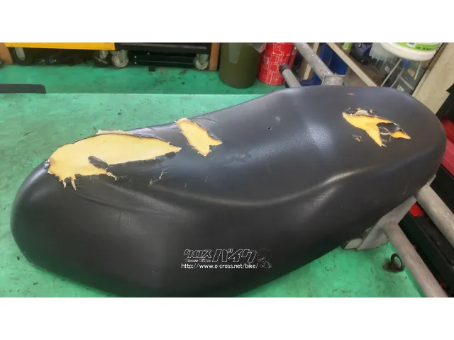 外装パーツ V125S シート