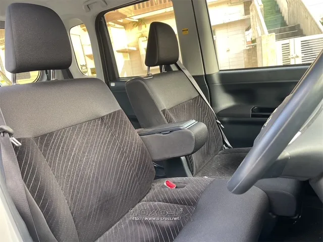 知識がなくても大丈夫です!皆様のご来店をスタッフ一同、心よりお待ちしております ダイハツ タント