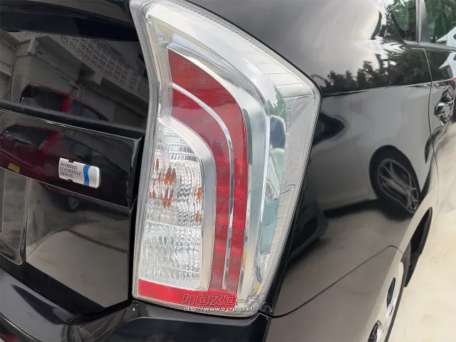 この度は当店のお車をご覧になっていただき、誠にありがとうございます。 トヨタ プリウス