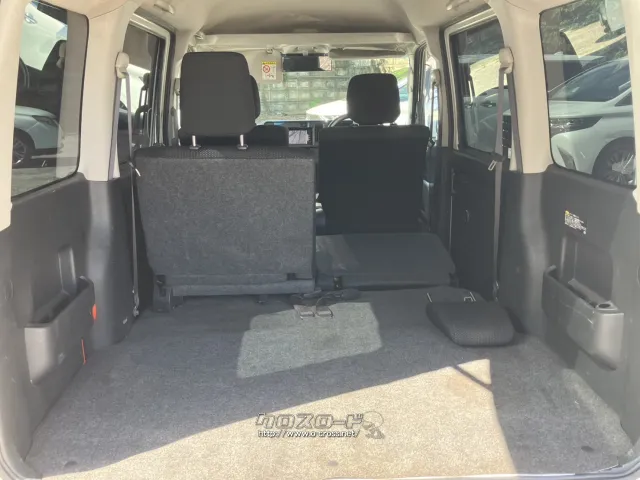 仕事や荷物に合わせた。自由自在の荷室空間。 ダイハツ ハイゼットカーゴ