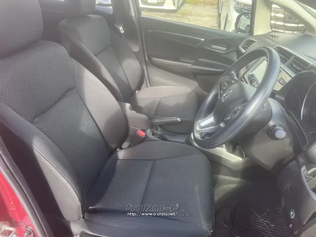 広さと快適さはそのままに、上質感と運転のしやすさをさらに高めた ホンダ フィット