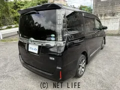 トヨタ ヴォクシー