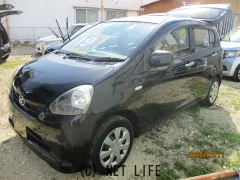 ダイハツ ミライース