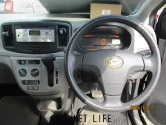 ダイハツ ミライース