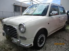 ダイハツ ミラジーノ