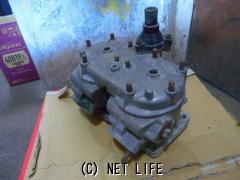 エンジン＆駆動系 TZR250 1KT シリンダ-　　ヘッド　1銀