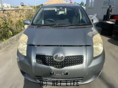 部品取車 ヴィッツ