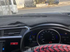 部品取車 フィット