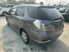 部品取車 フィットシャトル