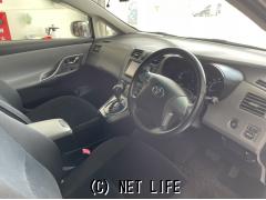 トヨタ マークXジオ