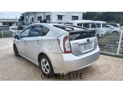 トヨタ プリウス