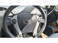 トヨタ プリウス