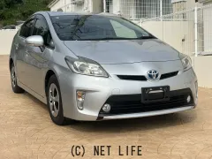 トヨタ プリウス
