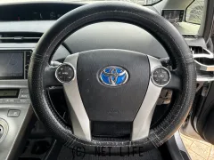 トヨタ プリウス