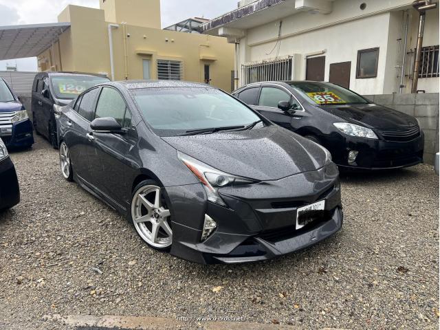 トヨタ プリウス