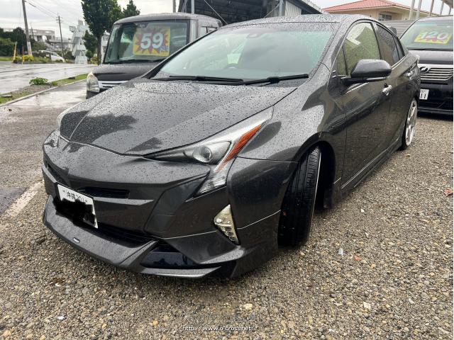 トヨタ プリウス