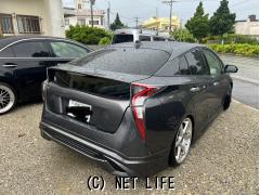 トヨタ プリウス