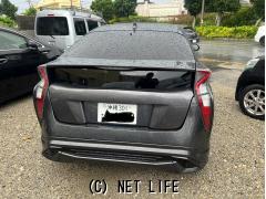 トヨタ プリウス