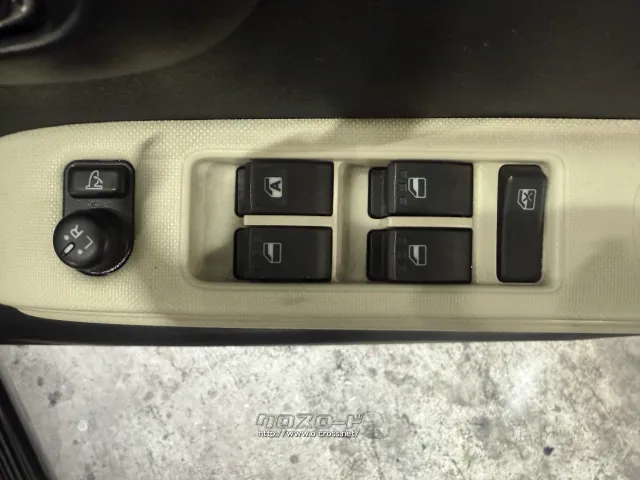 ダイハツ ミラココア