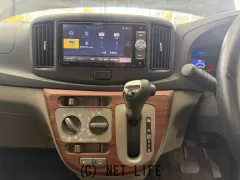ダイハツ ミライース