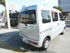 ダイハツ ハイゼットカーゴ