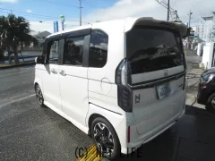 ホンダ N-BOX