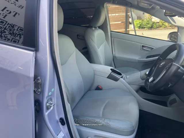 トヨタ プリウス