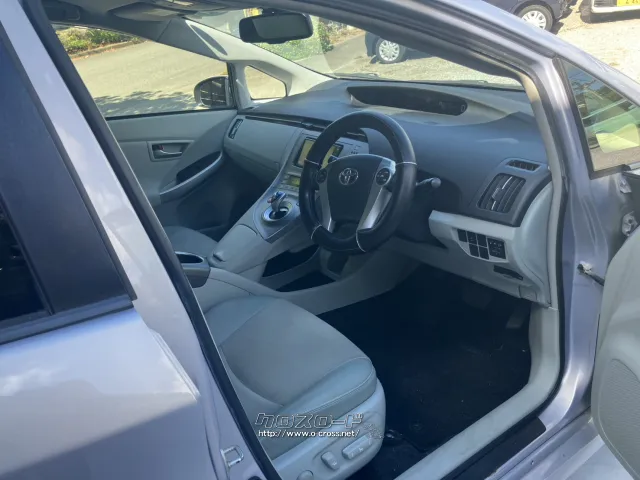 トヨタ プリウス