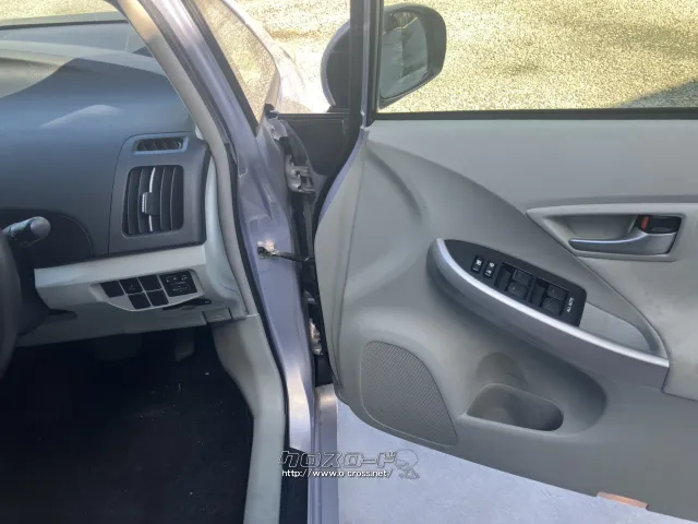 トヨタ プリウス