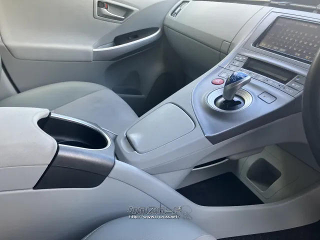 トヨタ プリウス