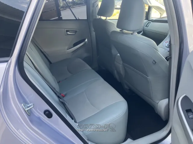 トヨタ プリウス