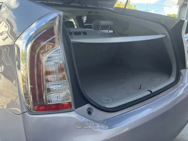 トヨタ プリウス