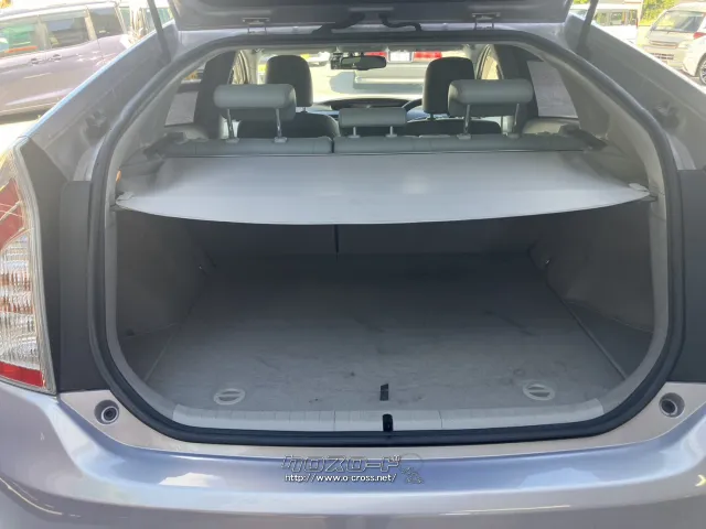 トヨタ プリウス